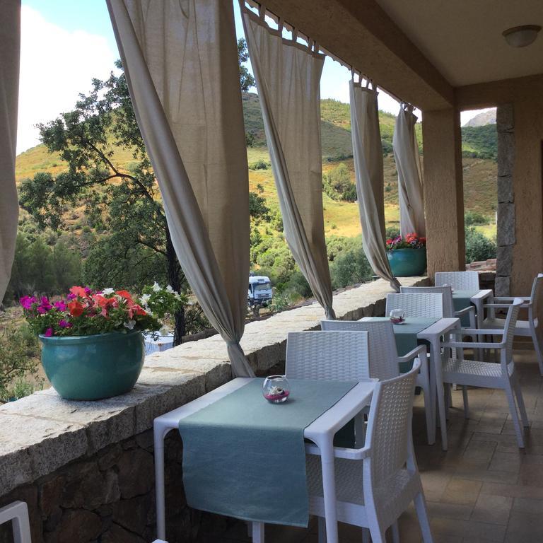 Bed and Breakfast Il Giardino Di Daniela à San Teodoro  Extérieur photo